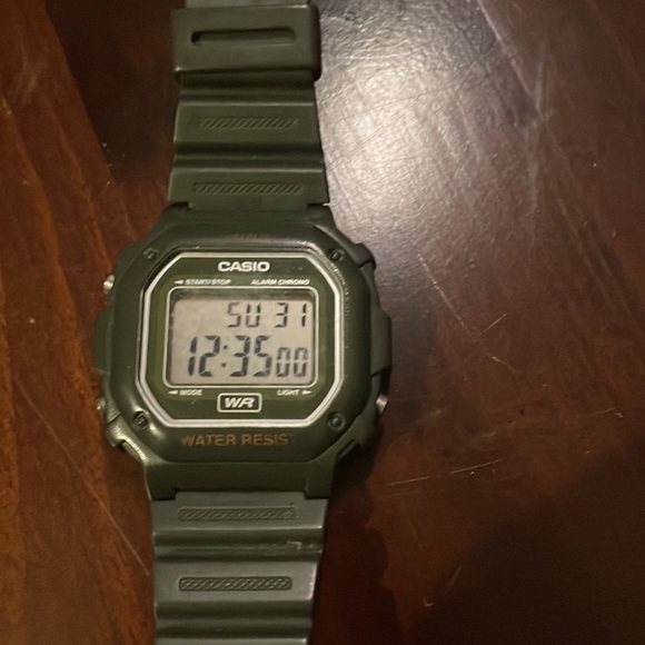 Casio Watch - Picture 2 of 3